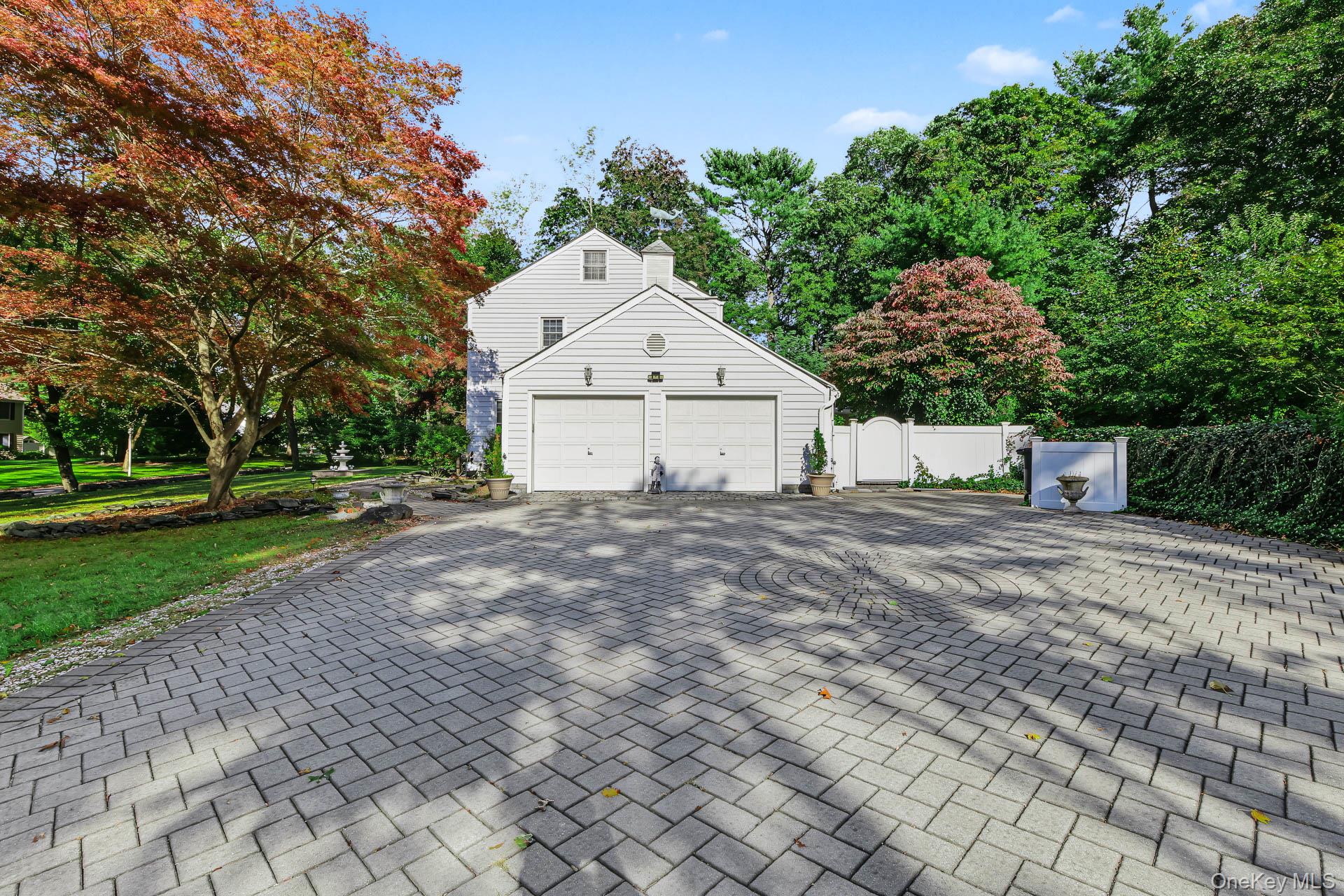2 Three Pond Road Property Photo 29