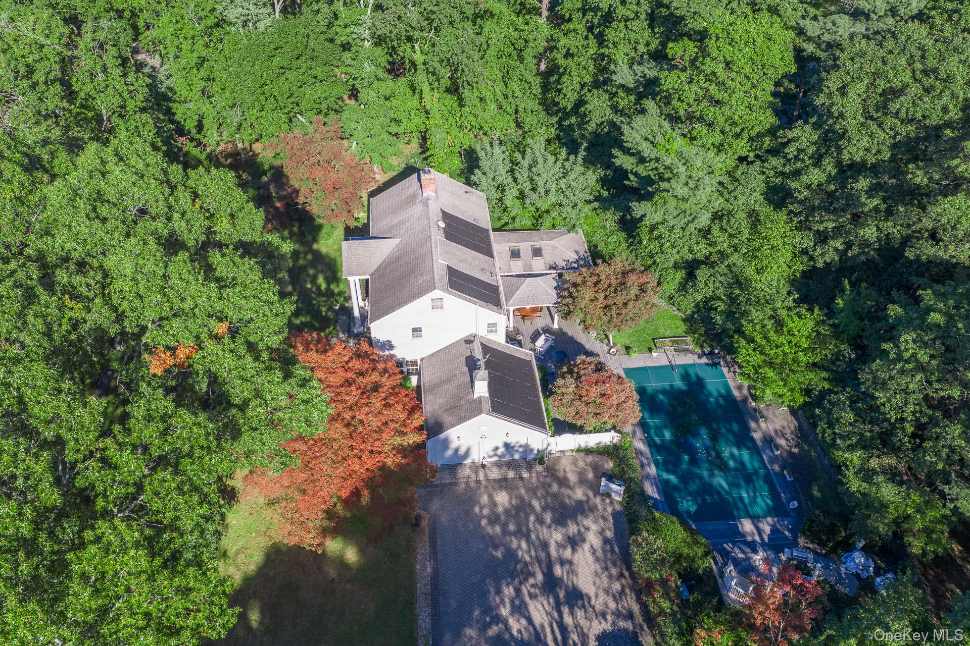 2 Three Pond Road Property Photo 32
