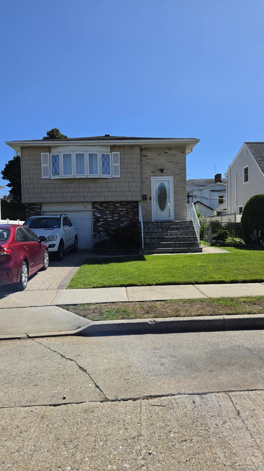 16 Angevine Avenue Property Photo 1