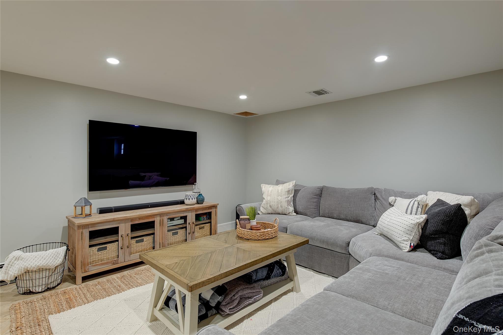 31 Garden Circle Property Photo 15