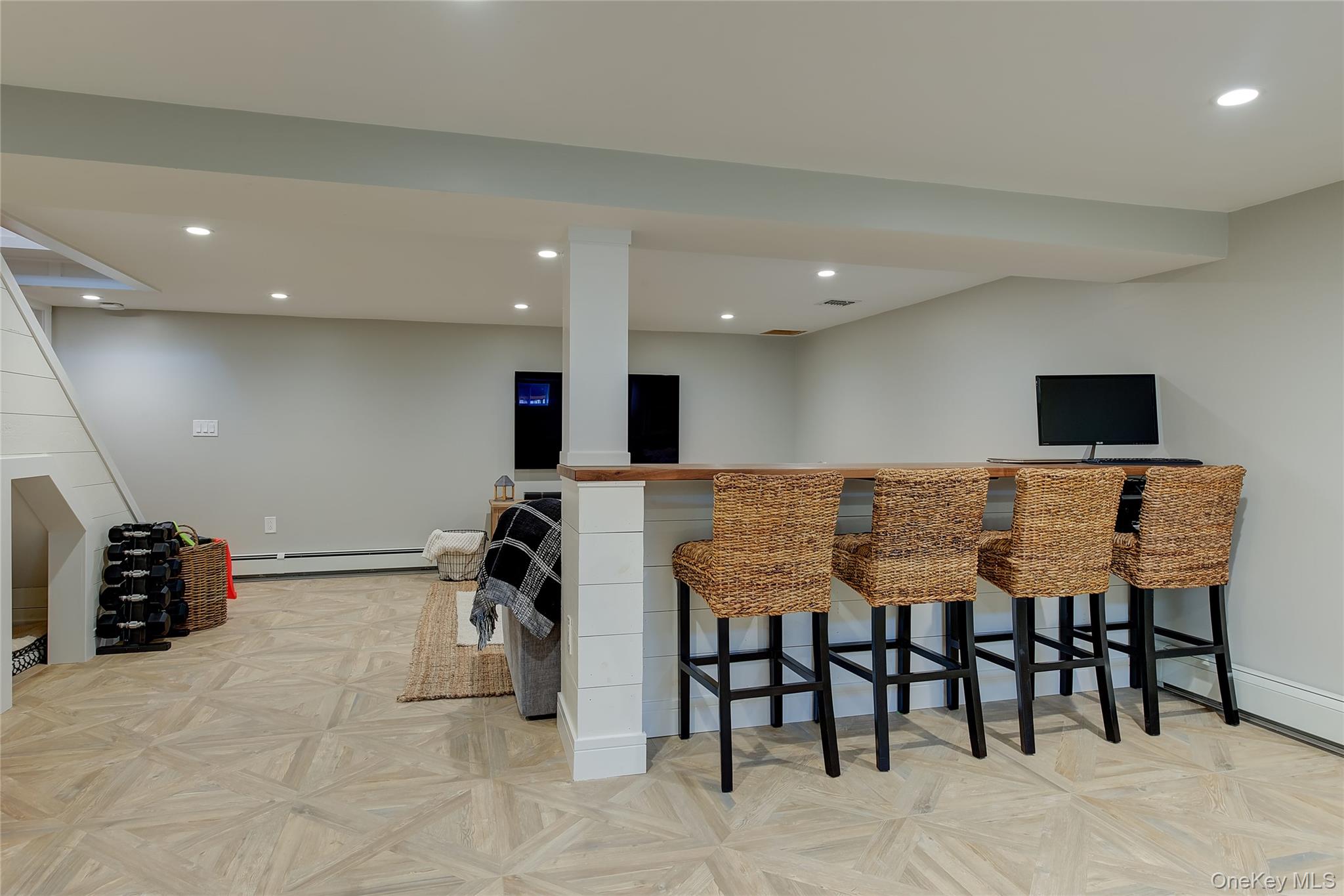 31 Garden Circle Property Photo 16