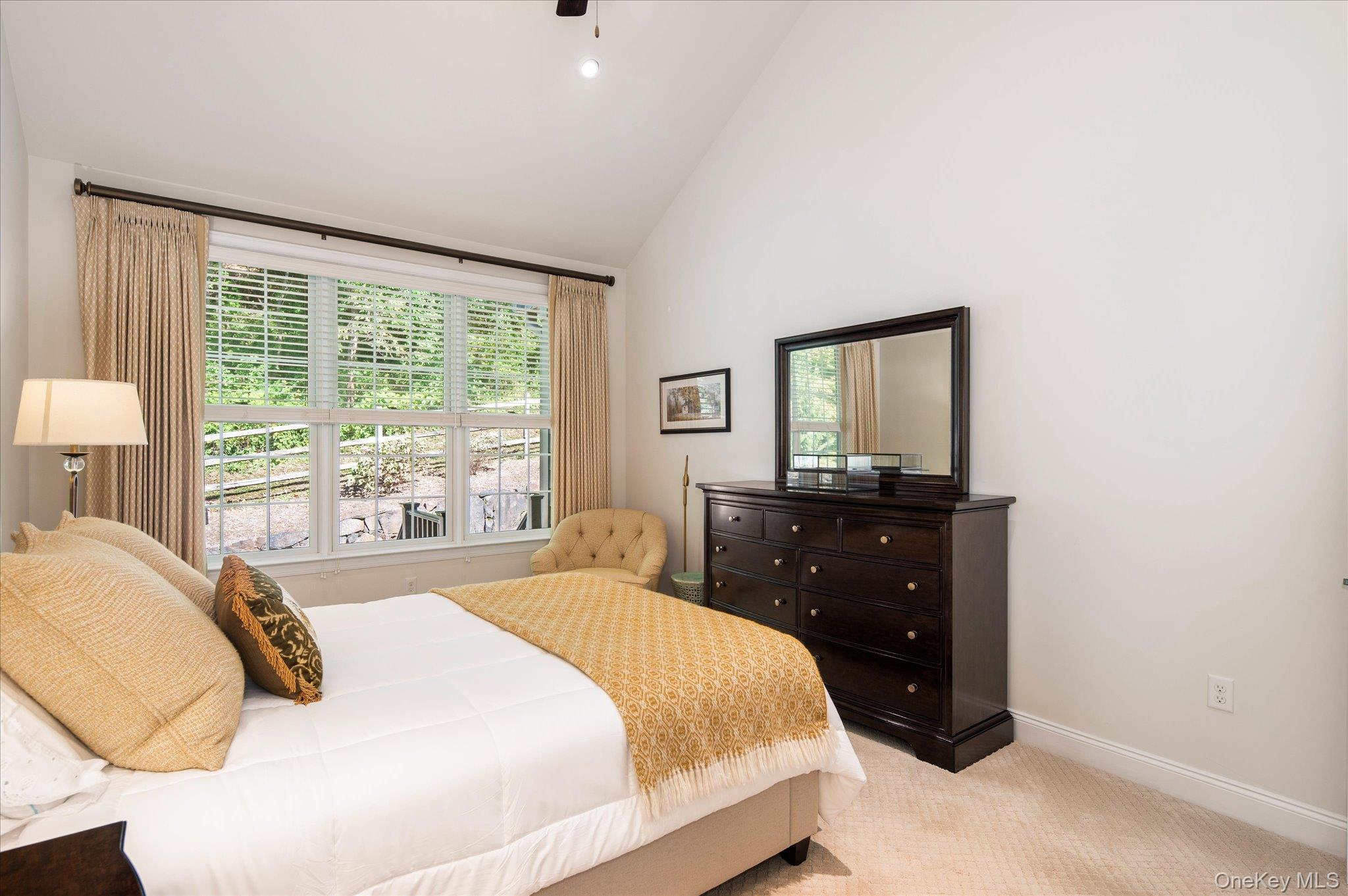 13 Bernheimer Lane Property Photo 16