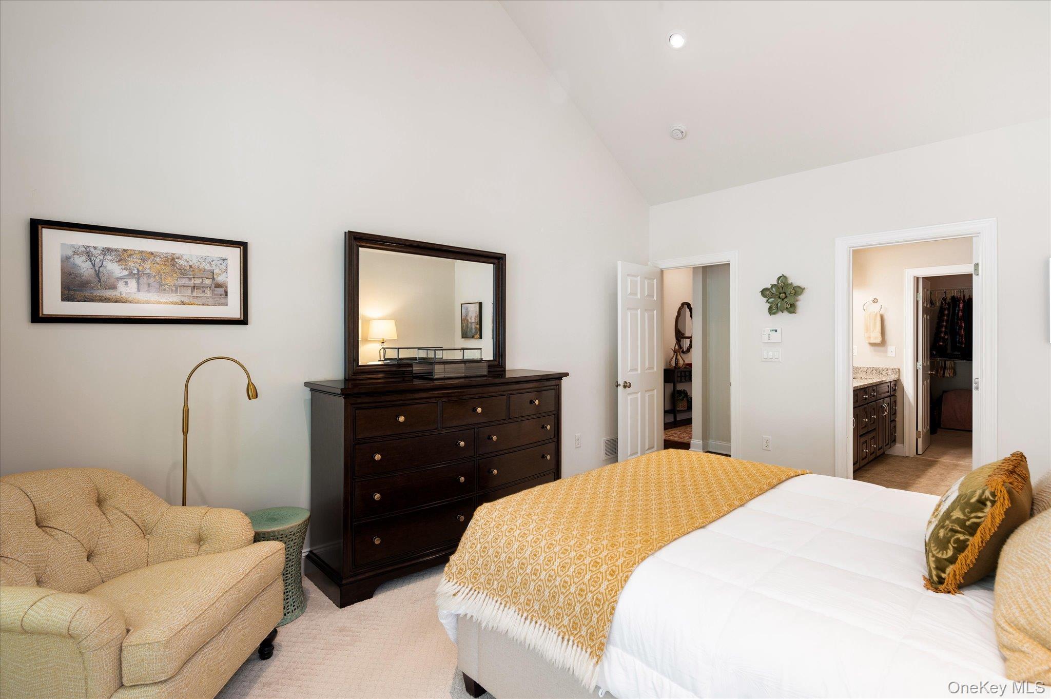 13 Bernheimer Lane Property Photo 17