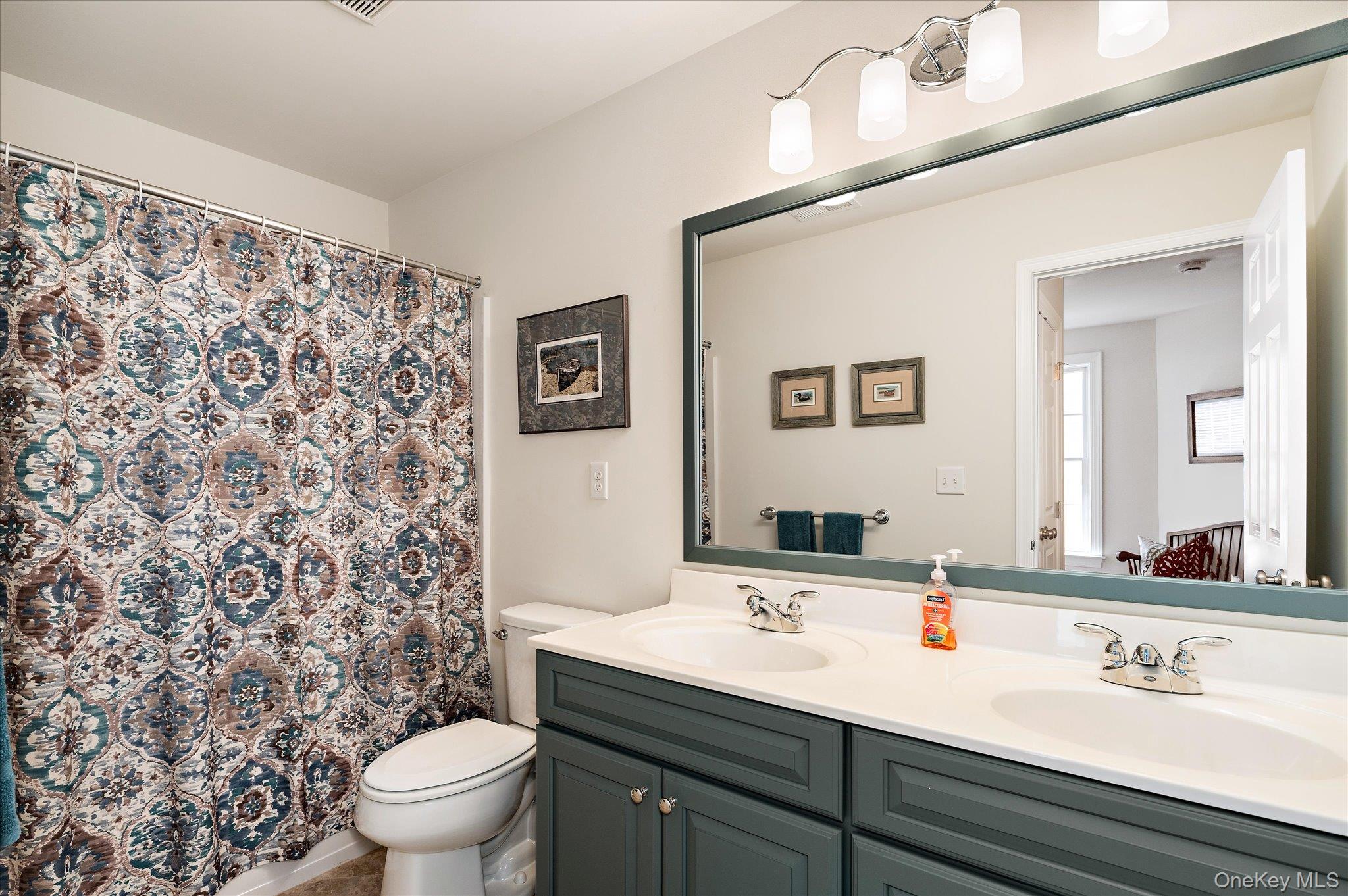 13 Bernheimer Lane Property Photo 26