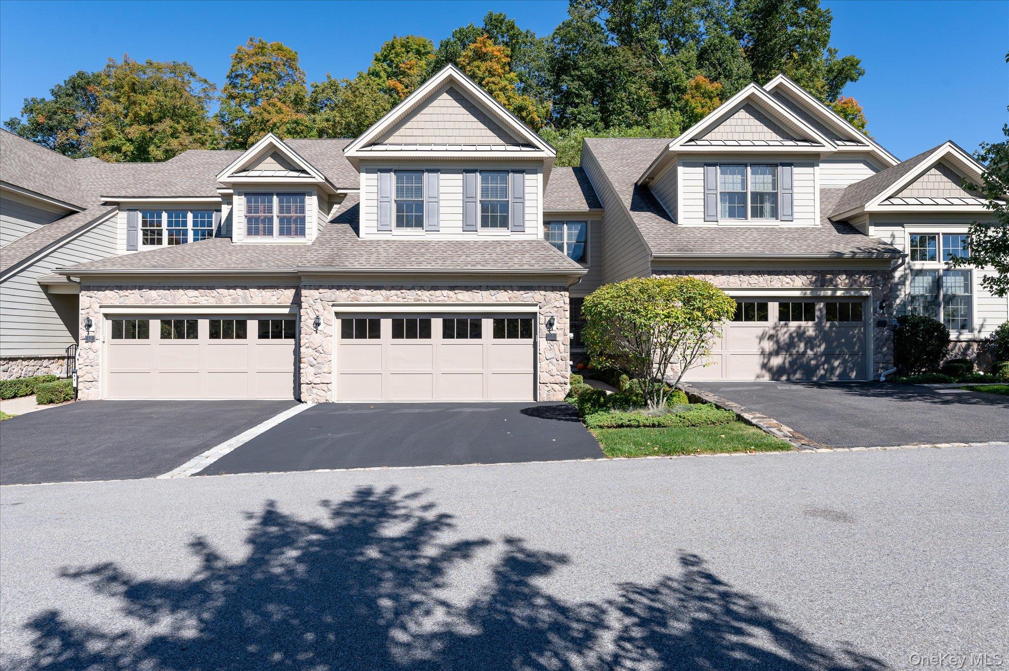 13 Bernheimer Lane Property Photo 34