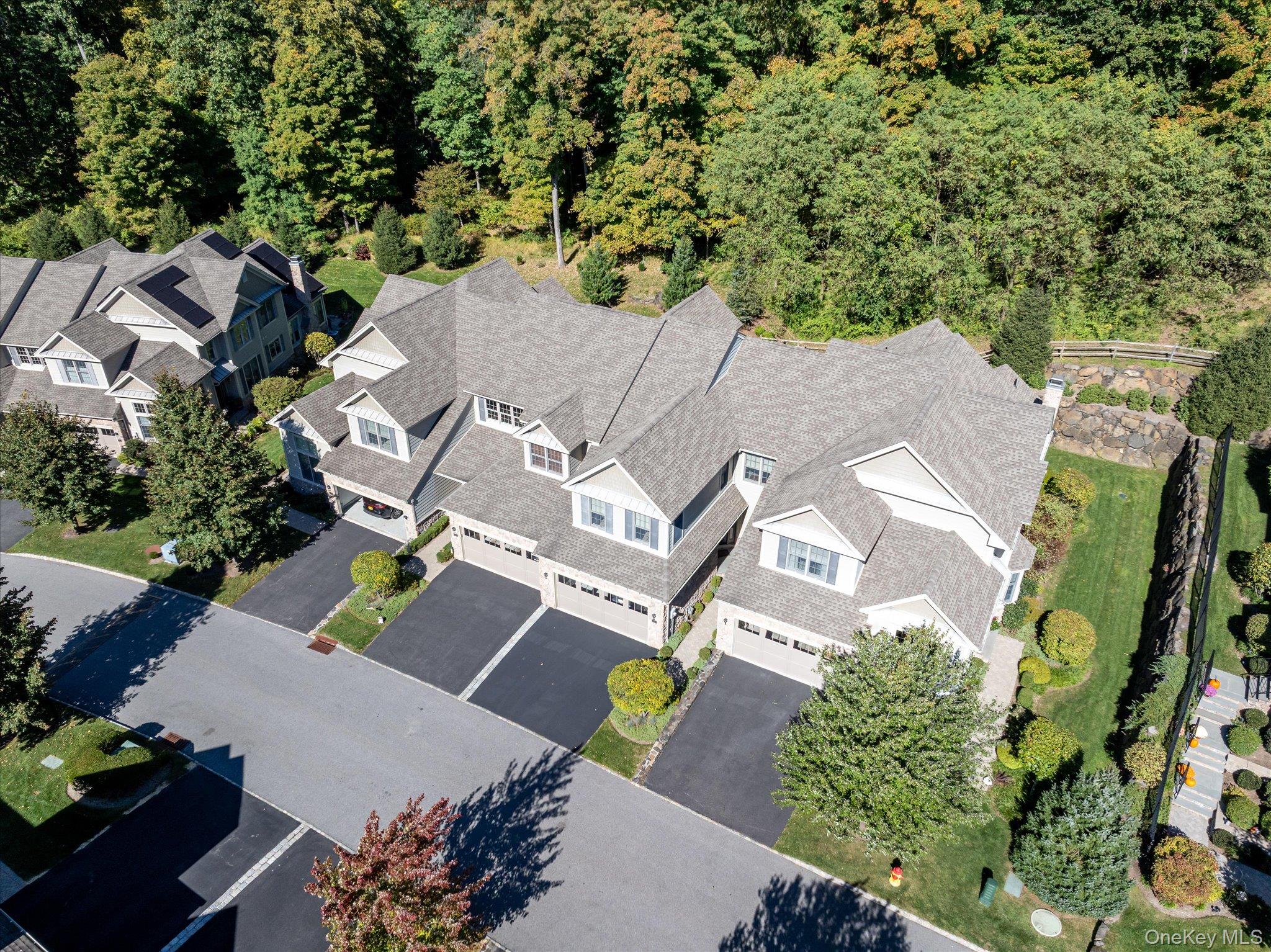 13 Bernheimer Lane Property Photo 37