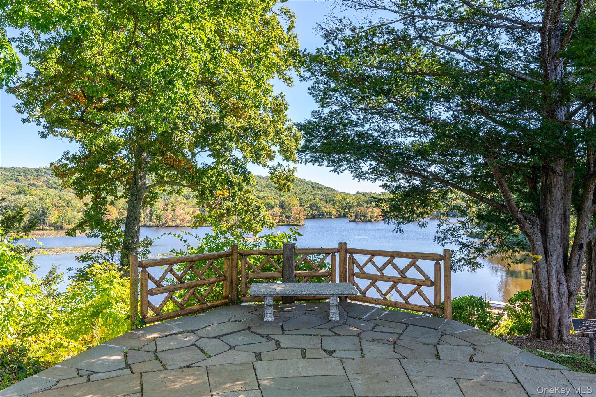 13 Bernheimer Lane Property Photo 41