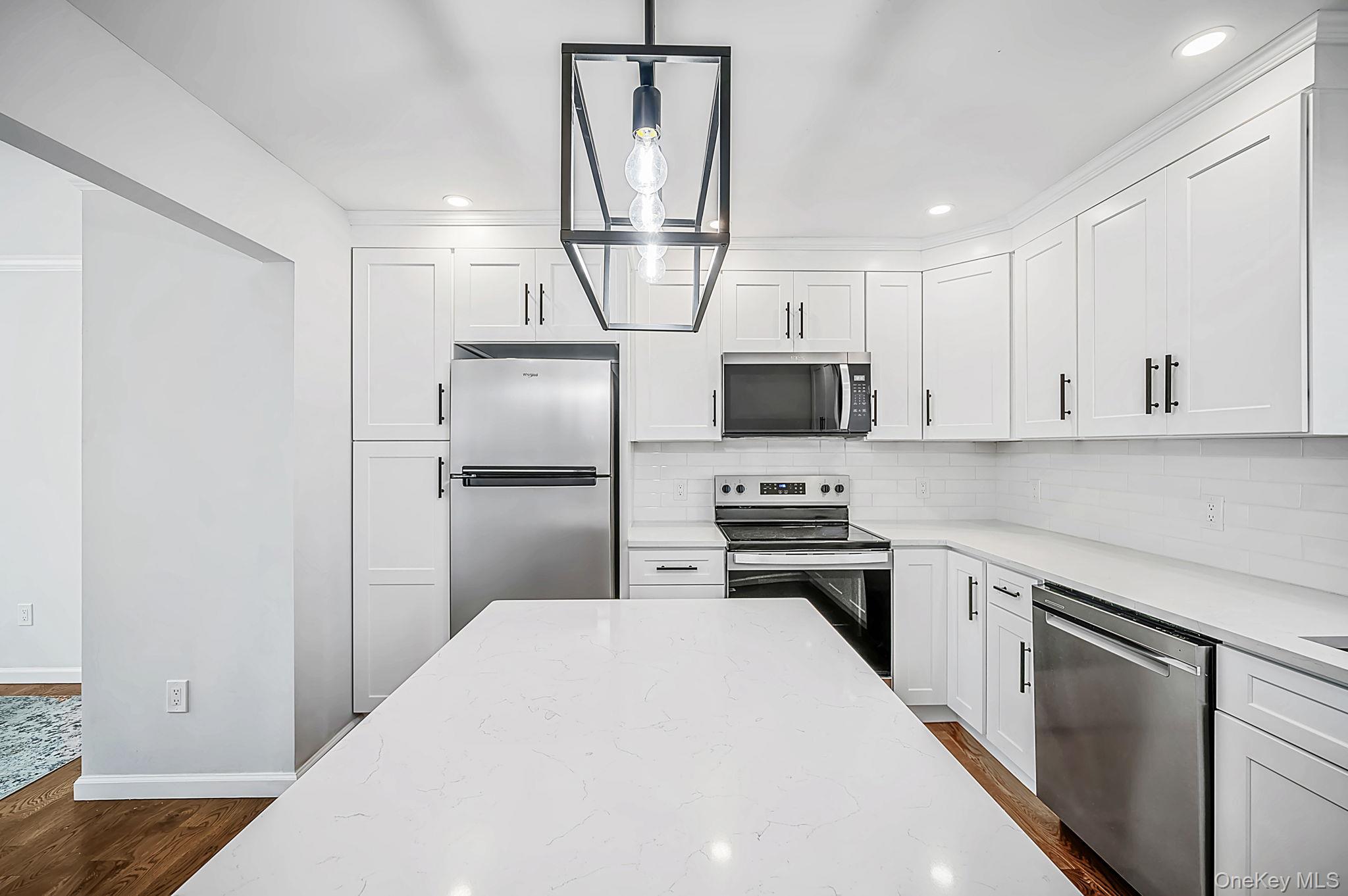 23 Bogart Street Property Photo 5