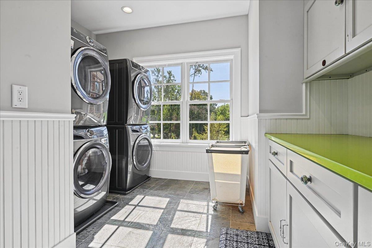 1 Hunters Way Property Photo 31