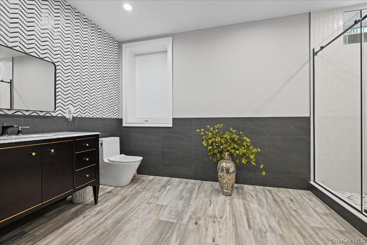 1 Hunters Way Property Photo 34
