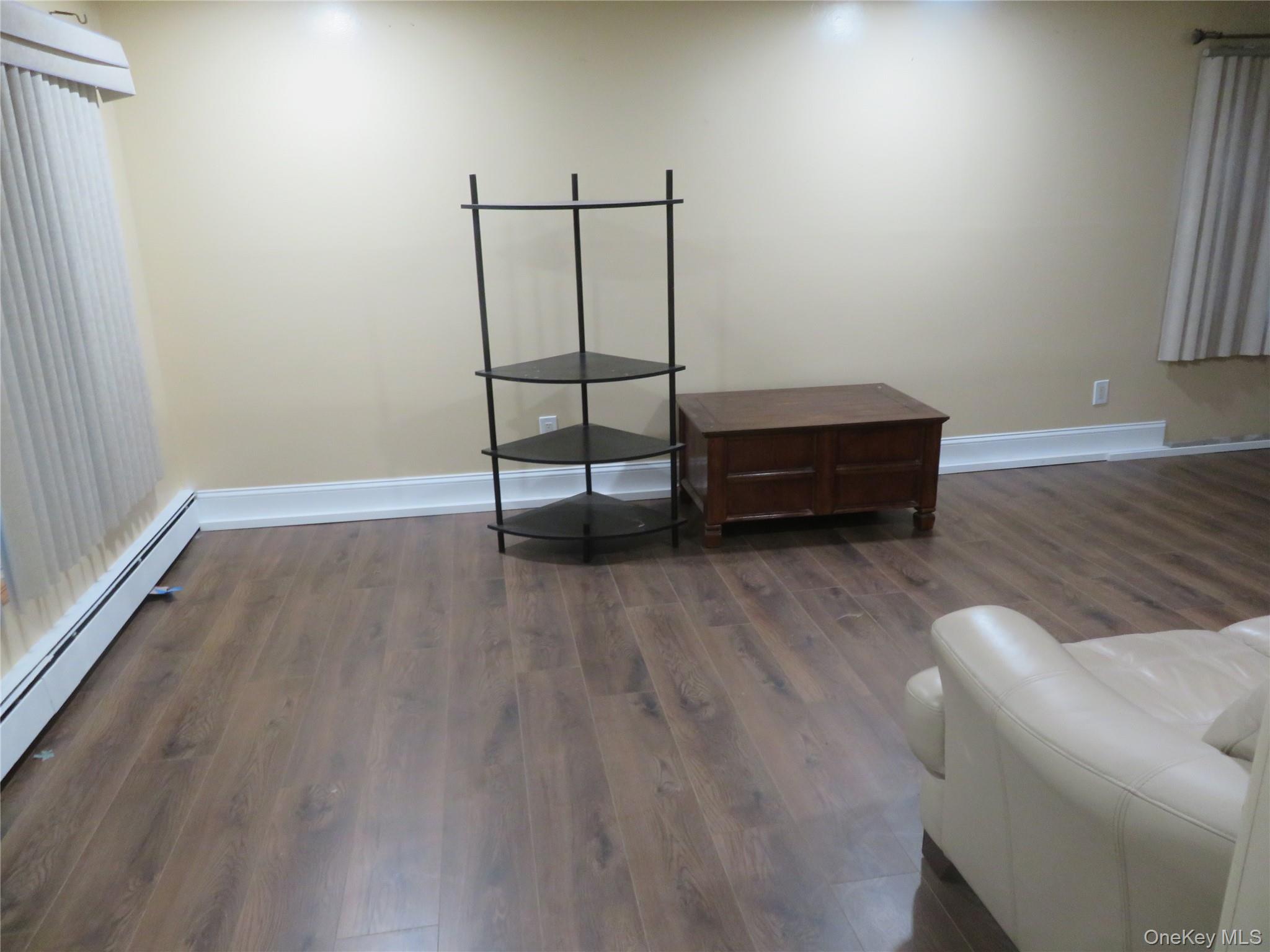 92 Split Cedar Drive Property Photo 3