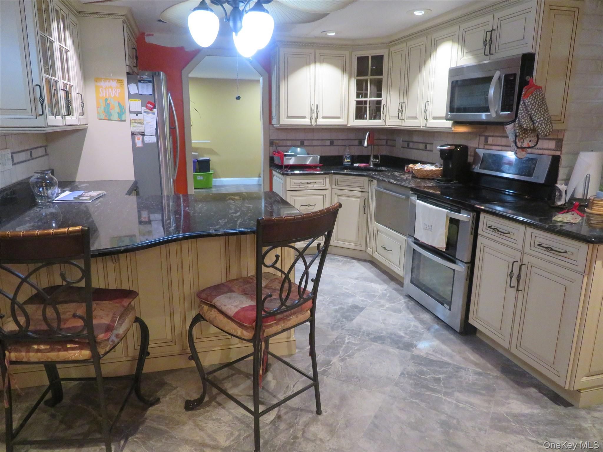 92 Split Cedar Drive Property Photo 16