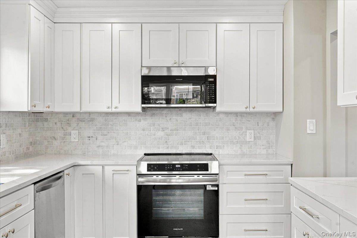 9 John Street Property Photo 7