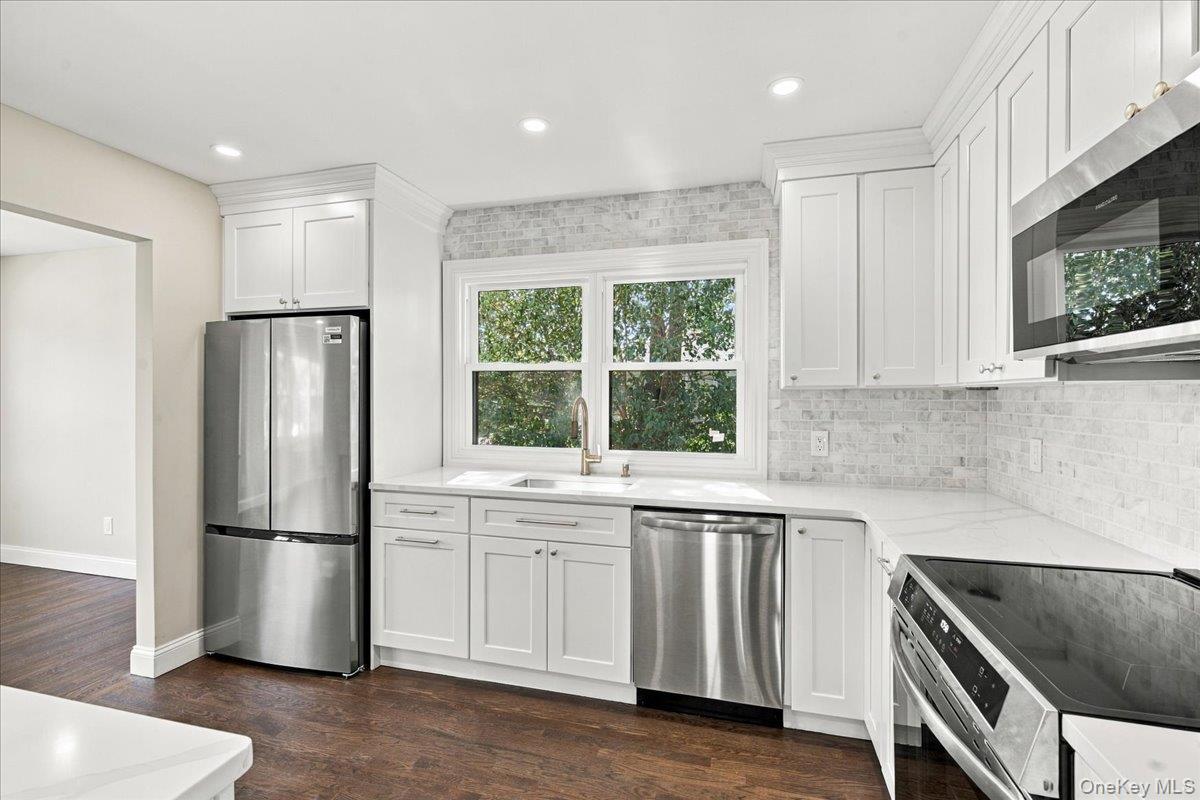 9 John Street Property Photo 8
