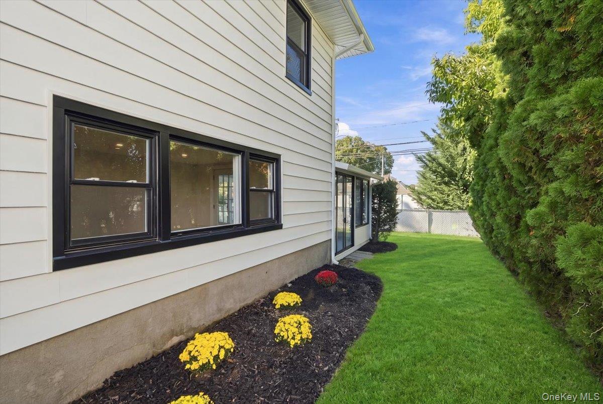 9 John Street Property Photo 27