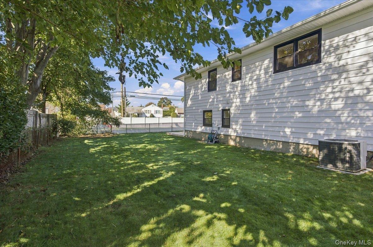 9 John Street Property Photo 32