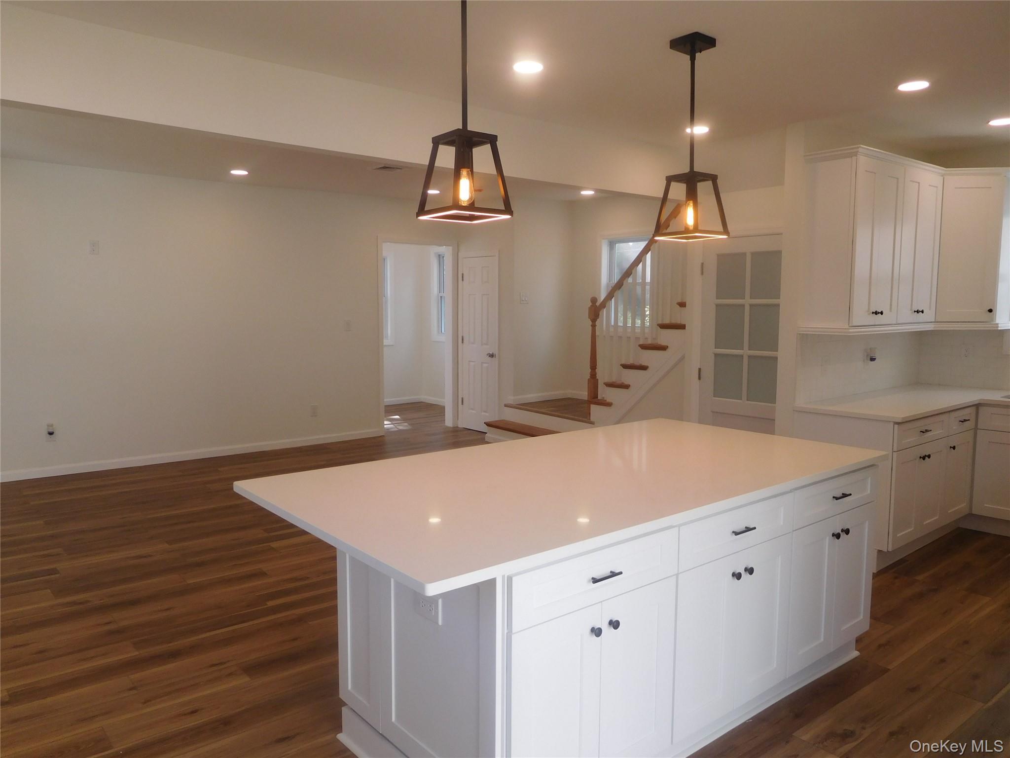 35 Fairview Avenue Property Photo 8