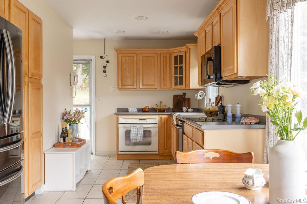 50 Horsepound Road Property Photo 3