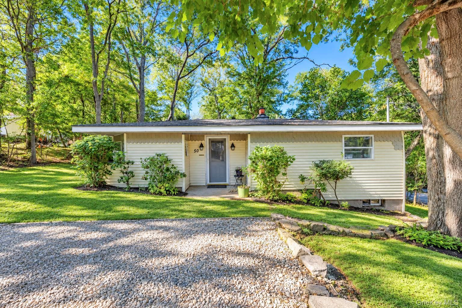 50 Hewlett Drive Property Photo 2