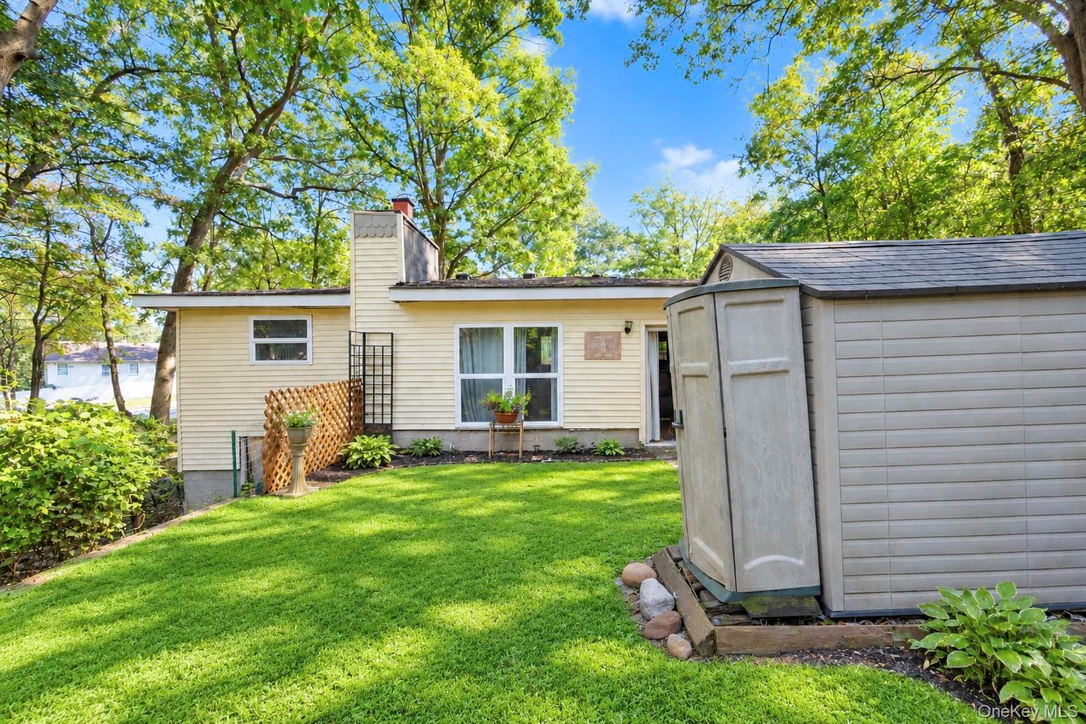 50 Hewlett Drive Property Photo 4