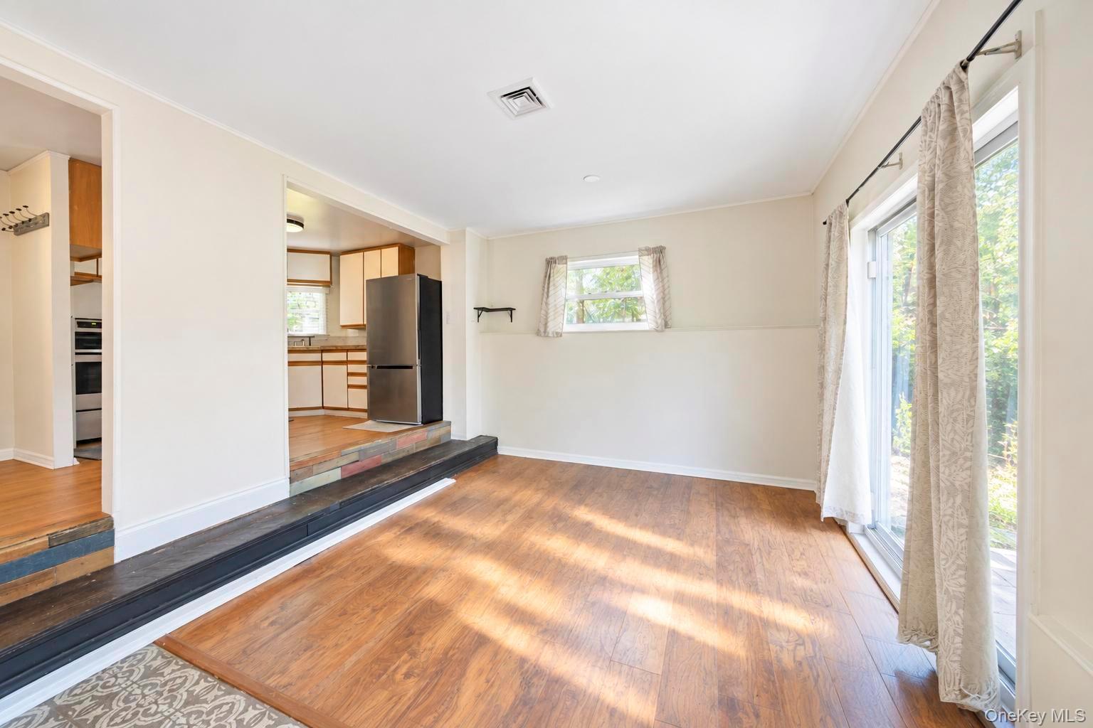 50 Hewlett Drive Property Photo 11