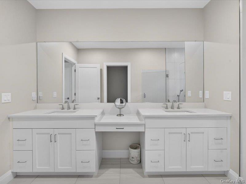 31 Oak Riidge Boulevard Property Photo 28