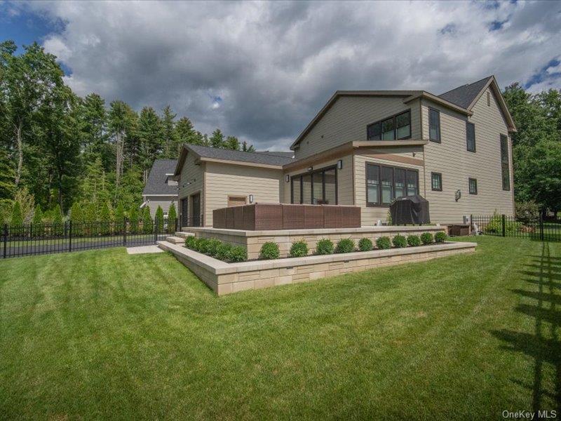31 Oak Riidge Boulevard Property Photo 40