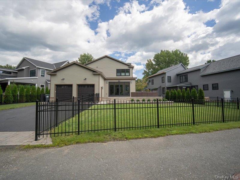 31 Oak Riidge Boulevard Property Photo 45