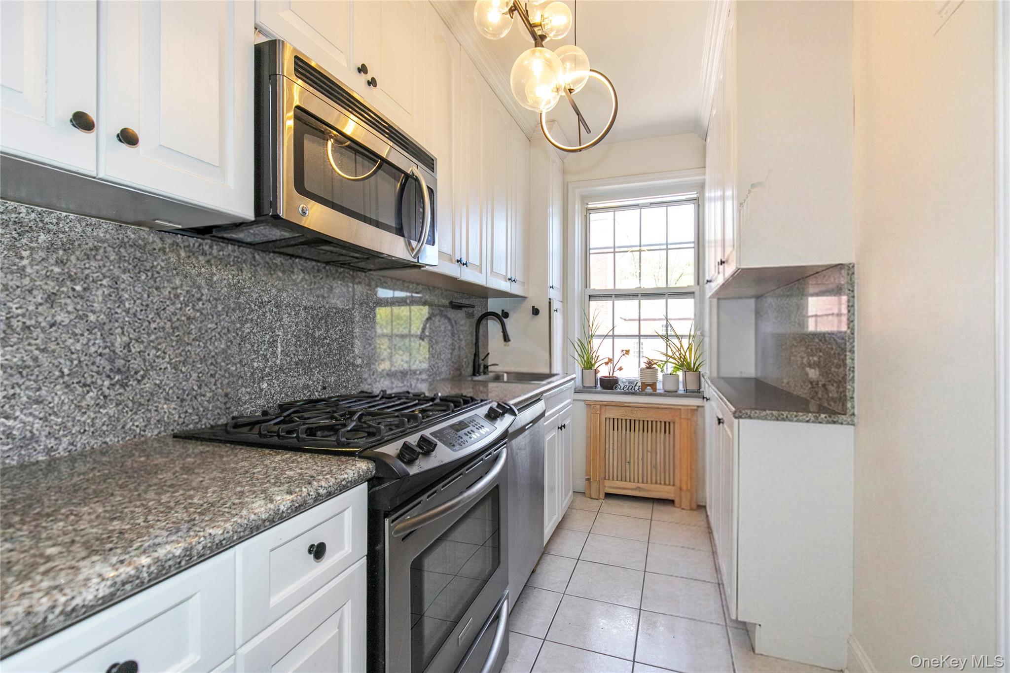 90 Knightsbridge Road 4j Property Photo 9