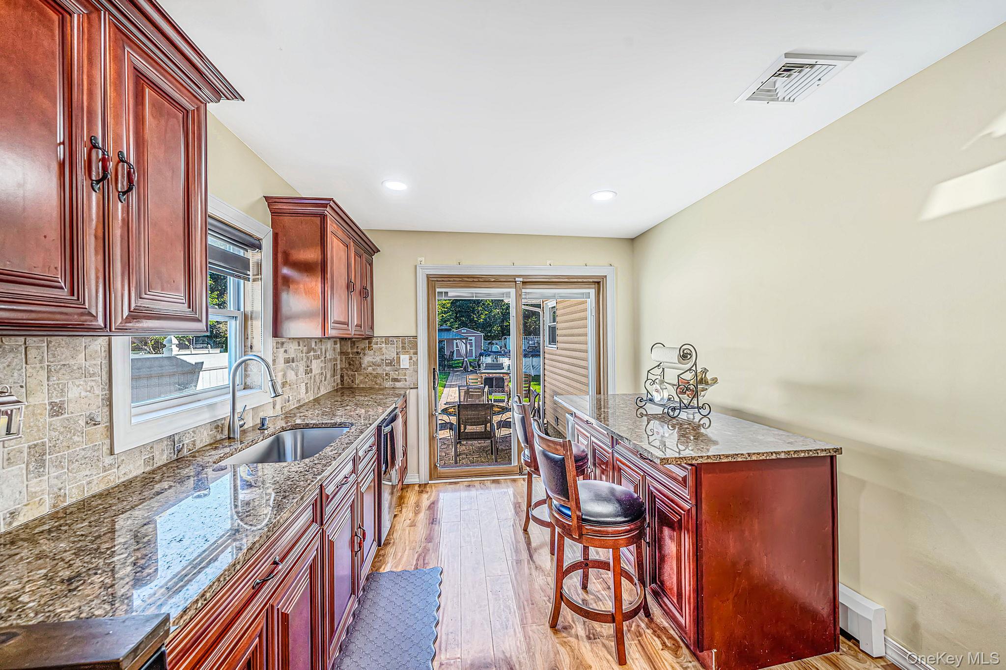 177 N Evergreen Drive Property Photo 14