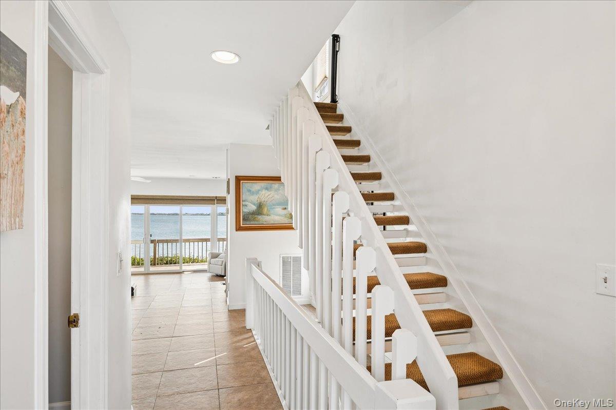 13 Waters Edge Property Photo 4