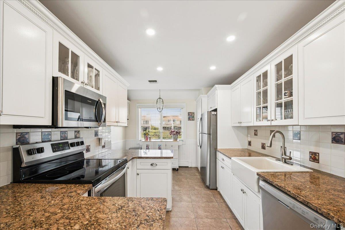 13 Waters Edge Property Photo 8