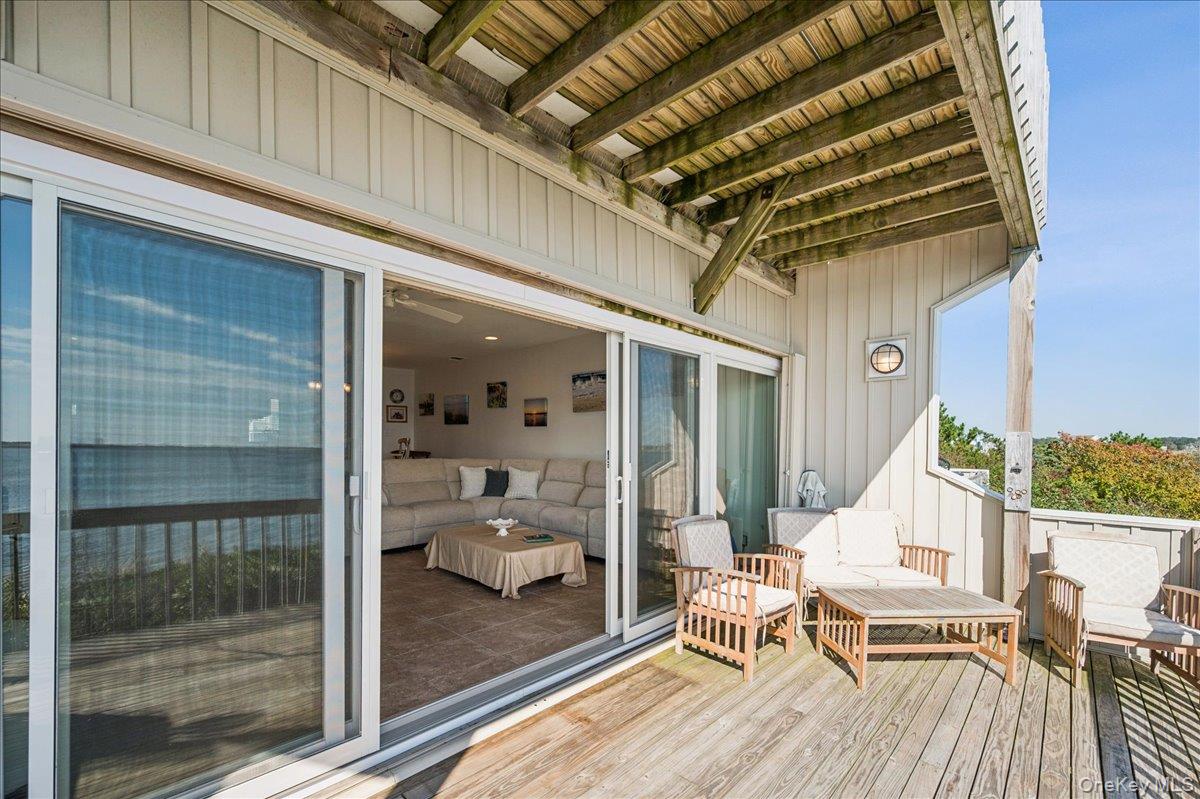 13 Waters Edge Property Photo 15
