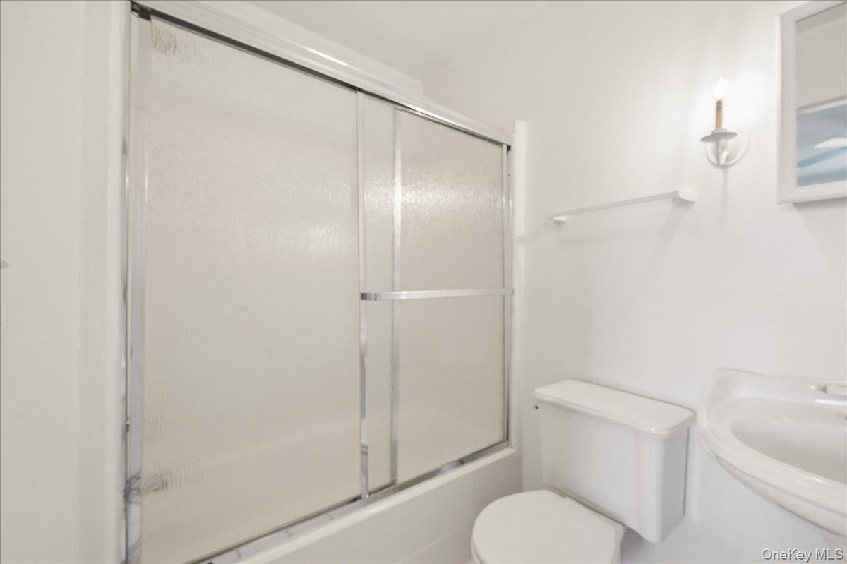 13 Waters Edge Property Photo 24