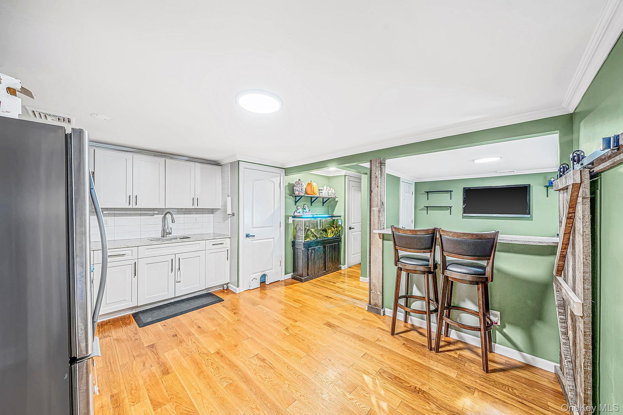 76 Corbin Avenue Property Photo 30