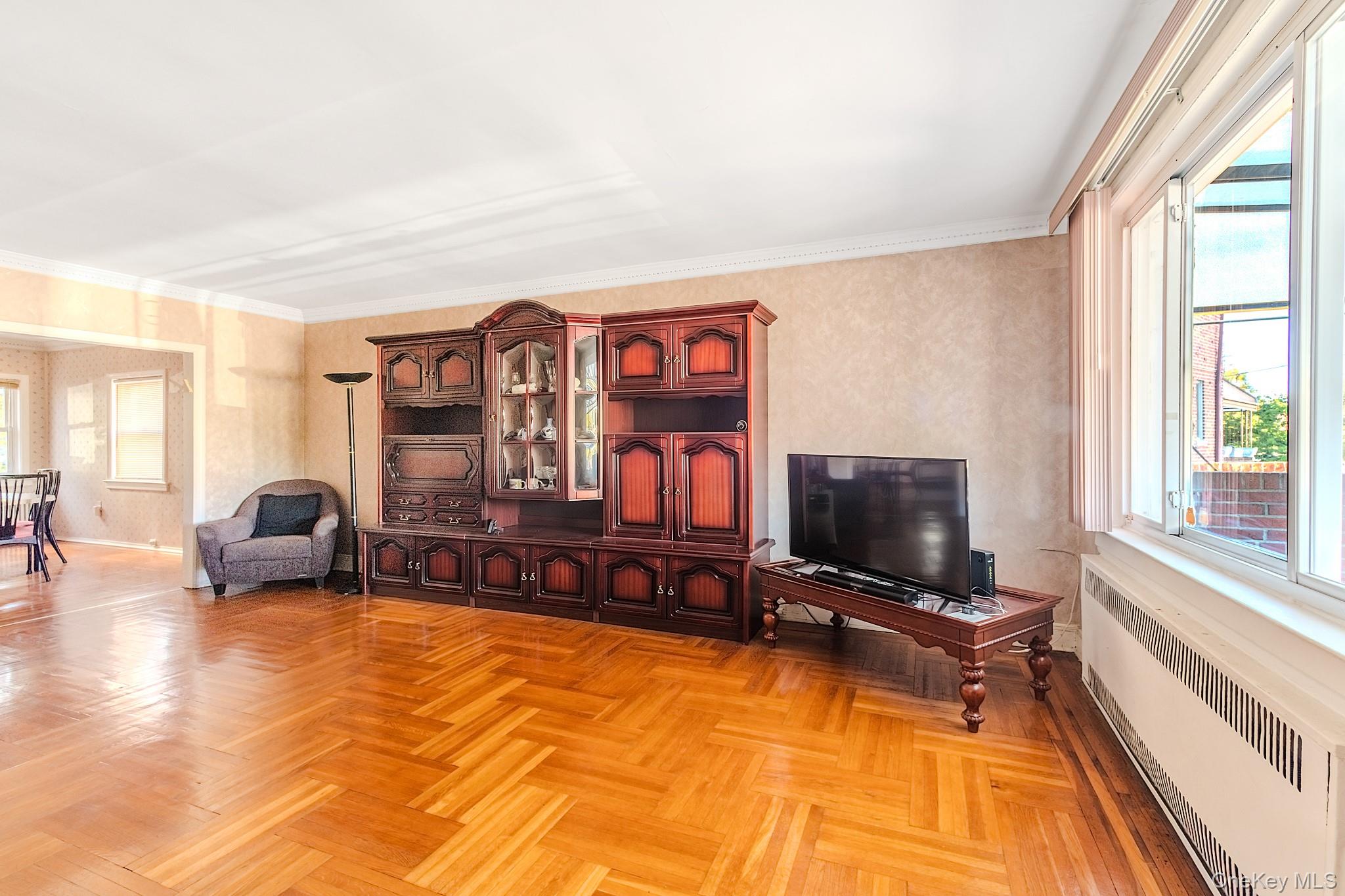 1886 Gerritsen Avenue Property Photo 4