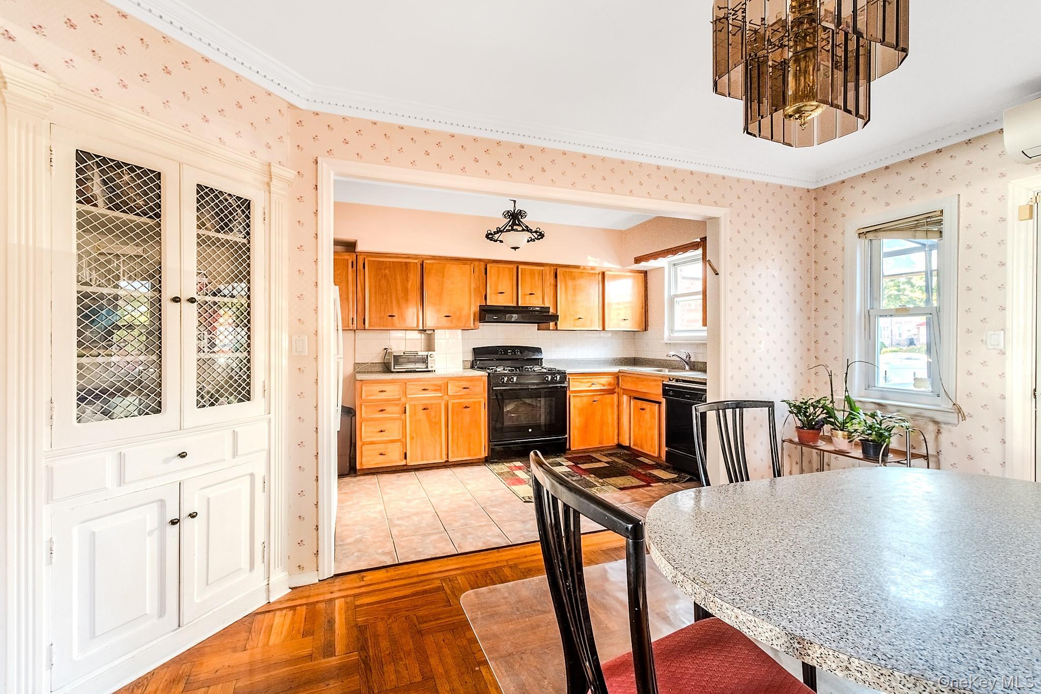 1886 Gerritsen Avenue Property Photo 6