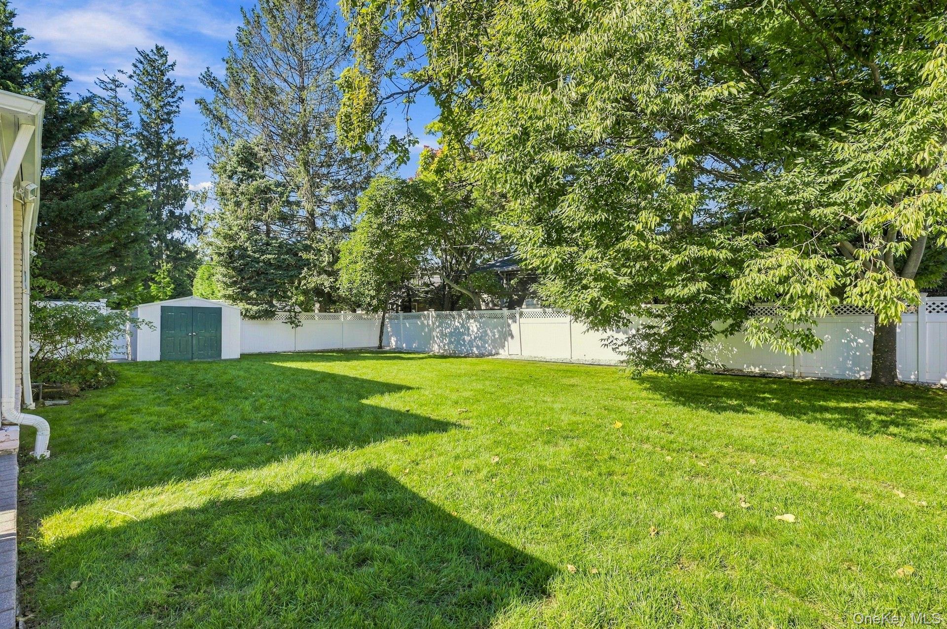 23 Allen Road Property Photo 24
