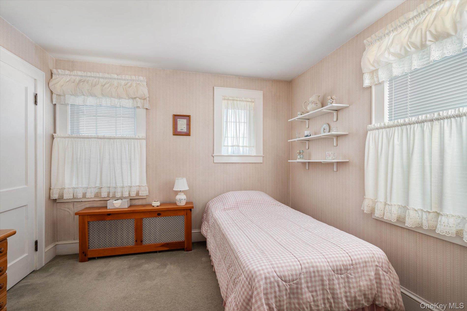 421 Oak Street Property Photo 15