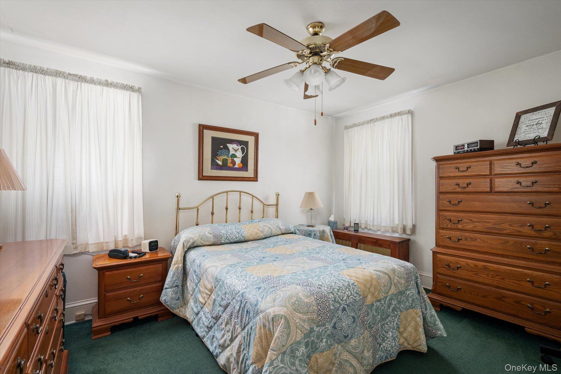 421 Oak Street Property Photo 16