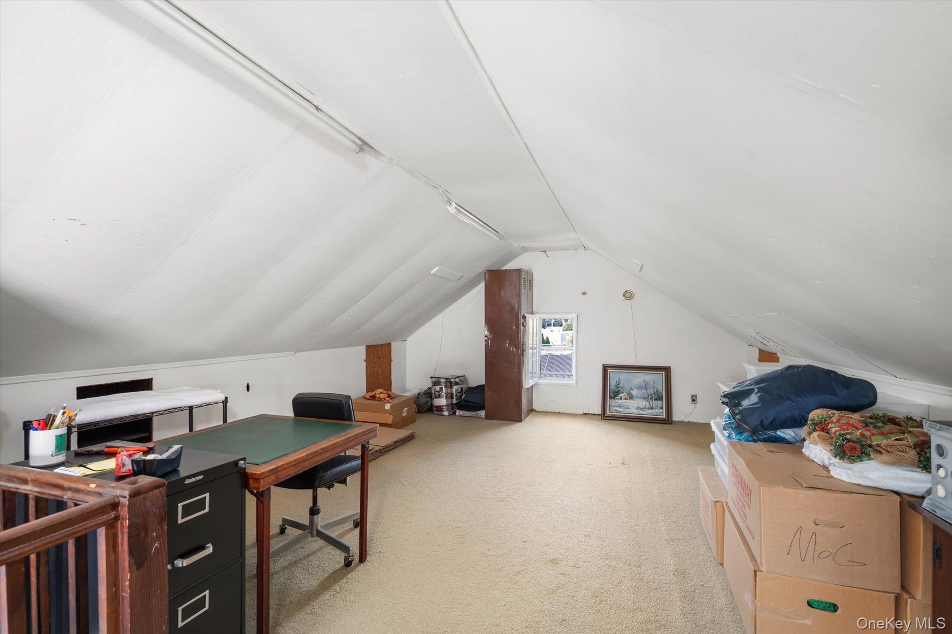 421 Oak Street Property Photo 17