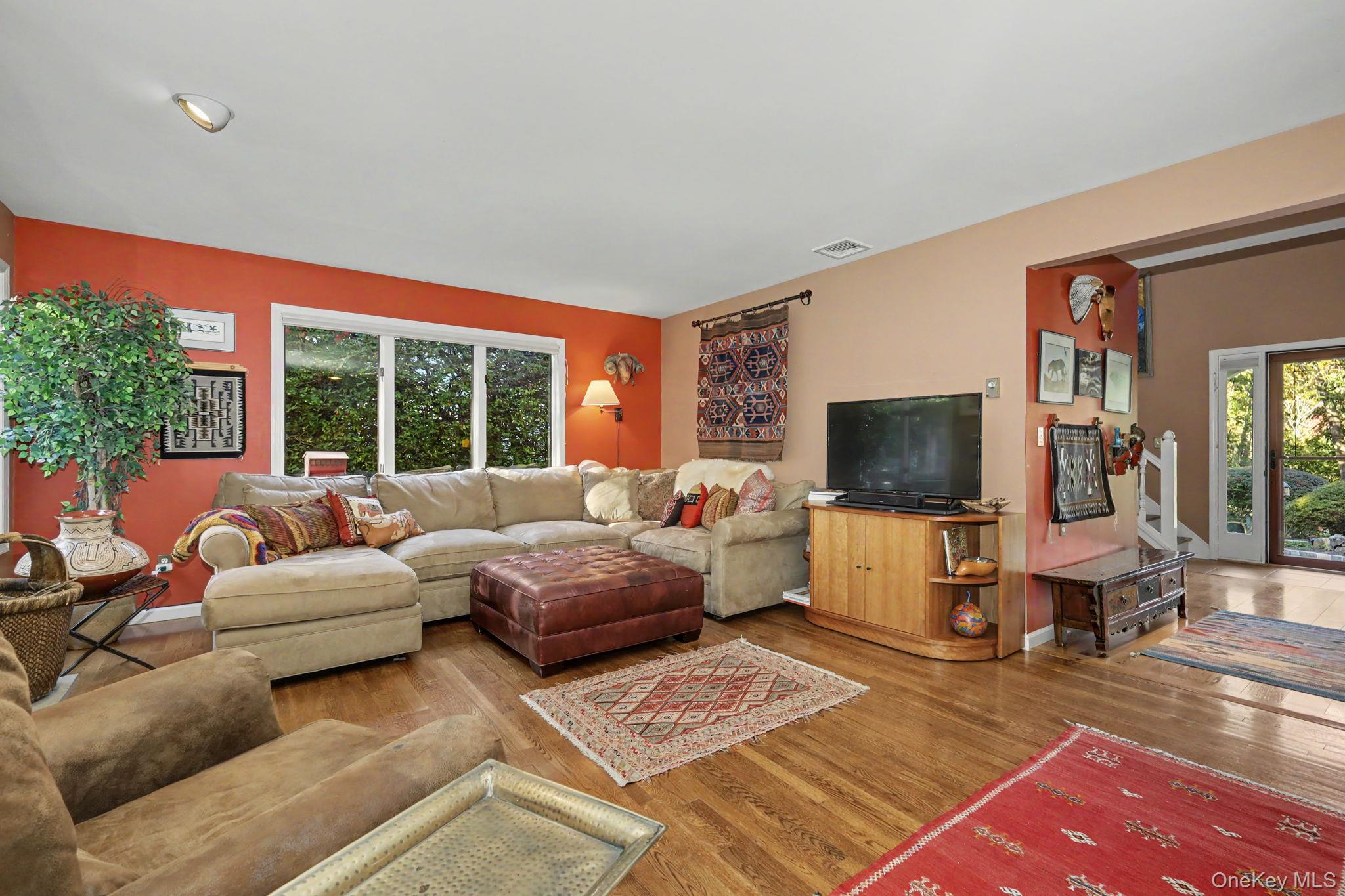 5 Cotswold Drive Property Photo 6