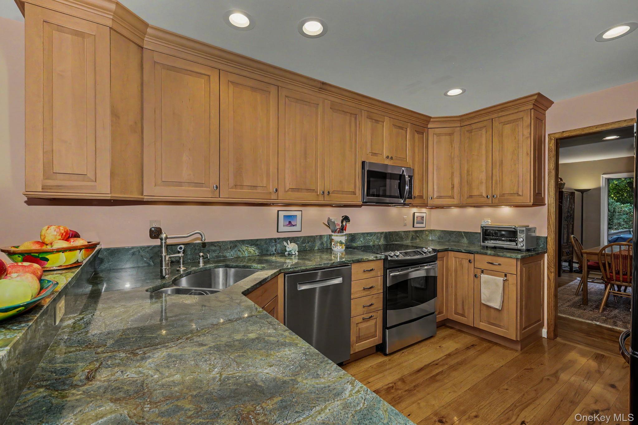 5 Cotswold Drive Property Photo 14