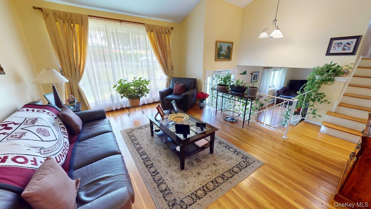 3482 Alta Street Property Photo 10