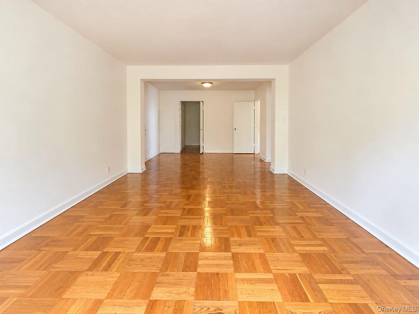 147-37 38 Avenue 16c Property Photo 4