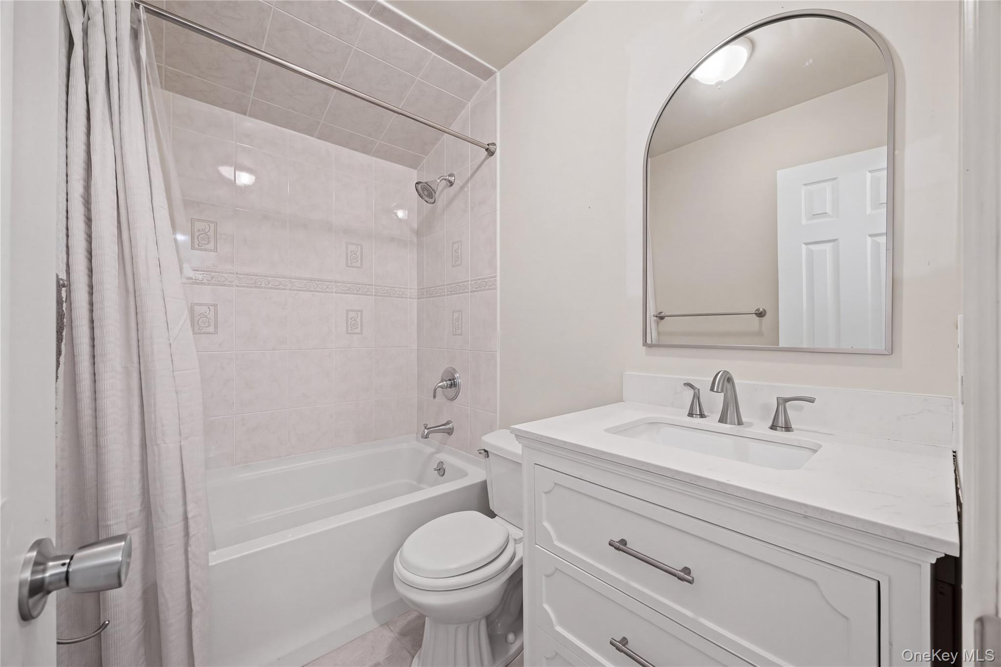 10 Lyndale Lane Property Photo 16