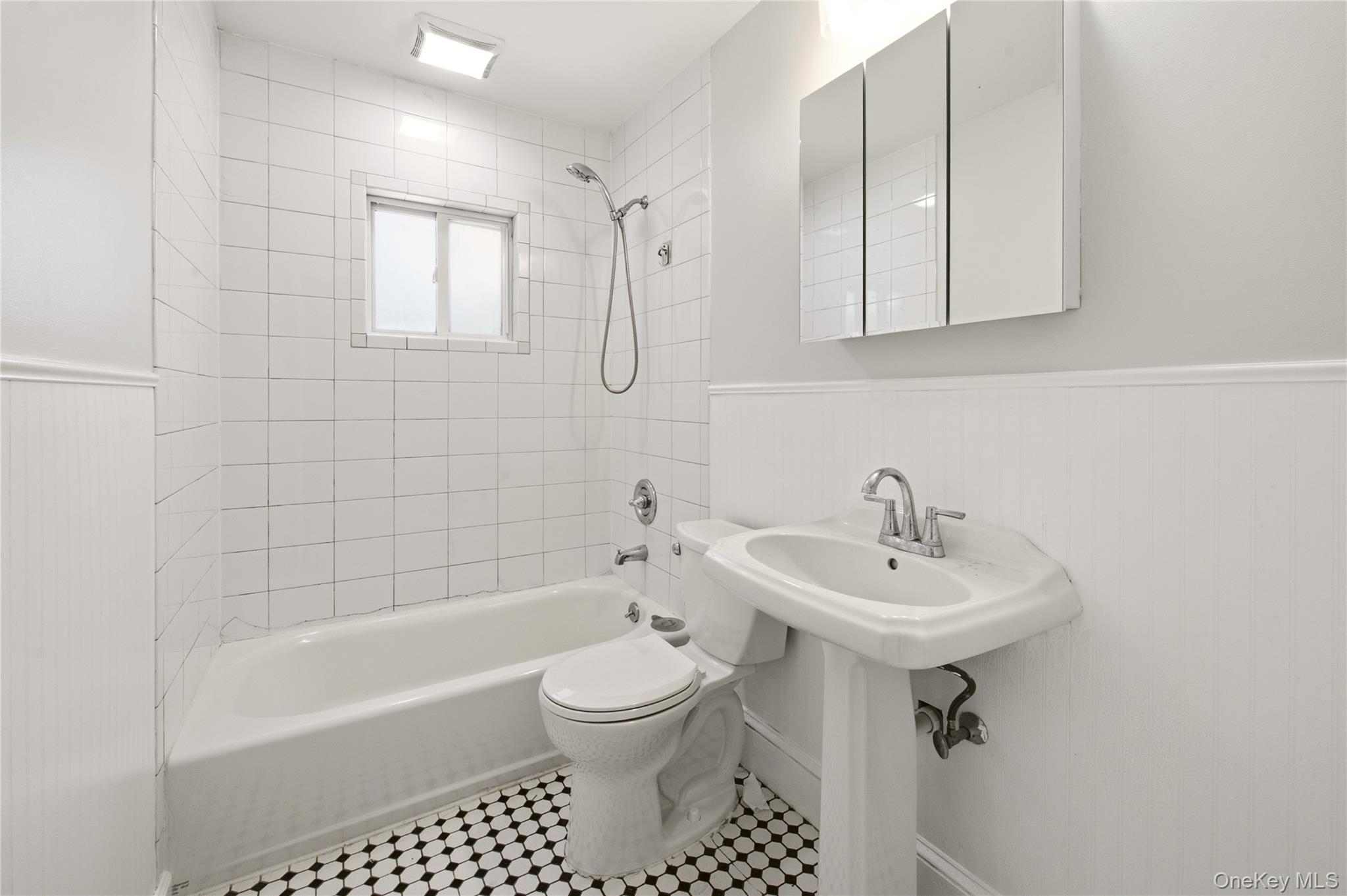 4 Elmont Lane Property Photo 18