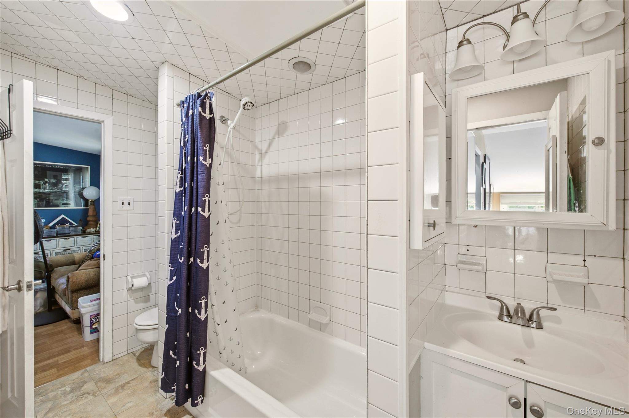 4 Elmont Lane Property Photo 29