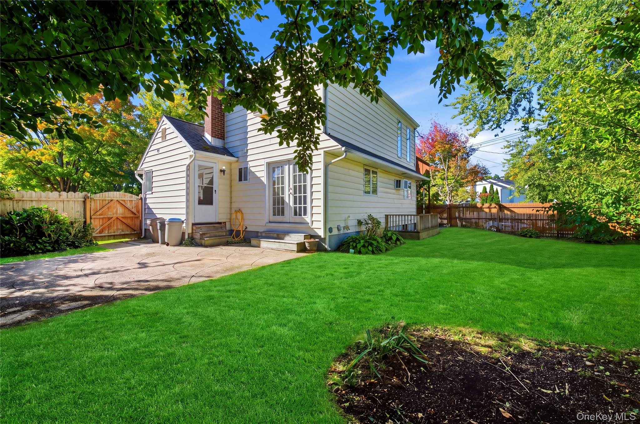4 Elmont Lane Property Photo 32