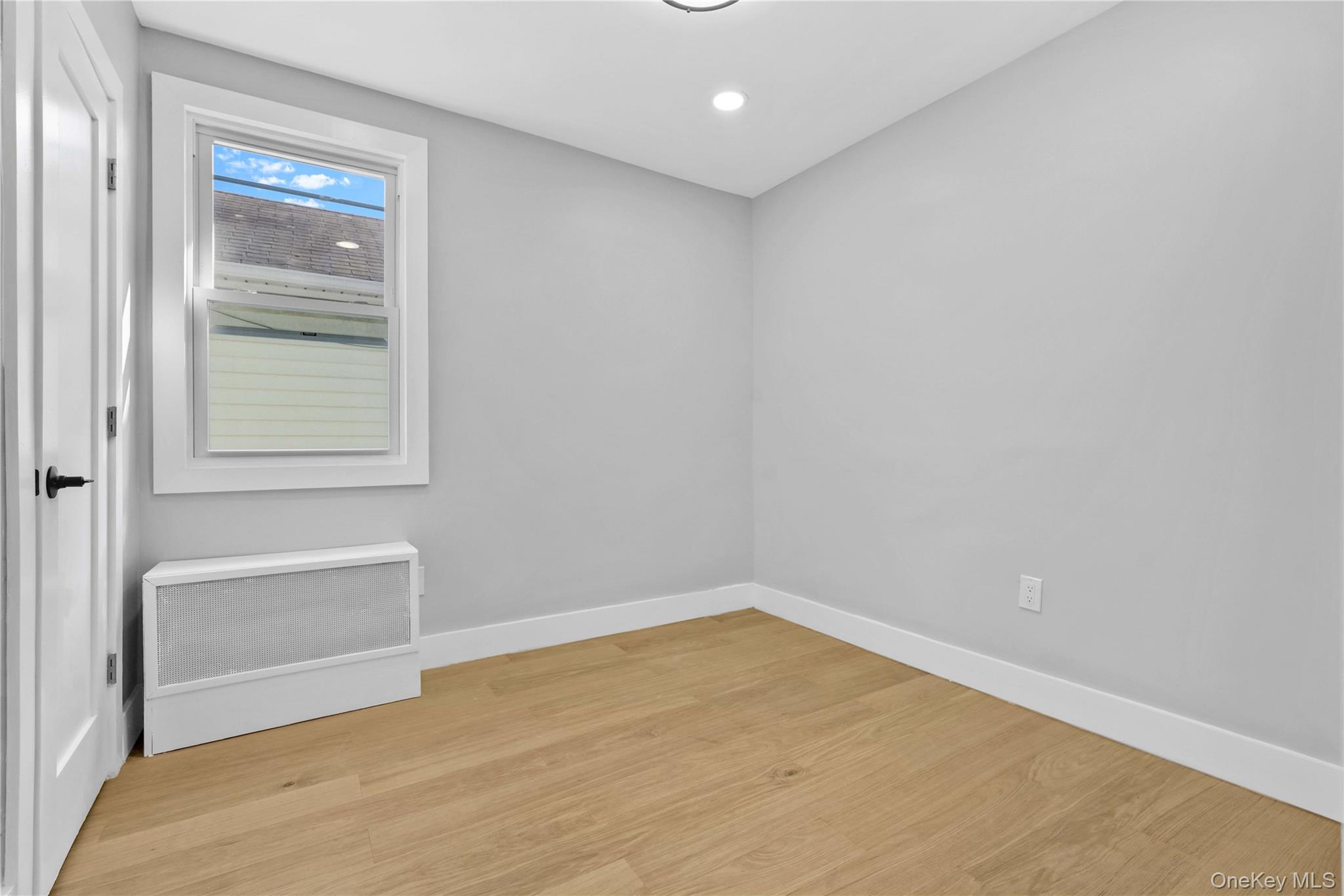 109-33 Union Hall Street Property Photo 28